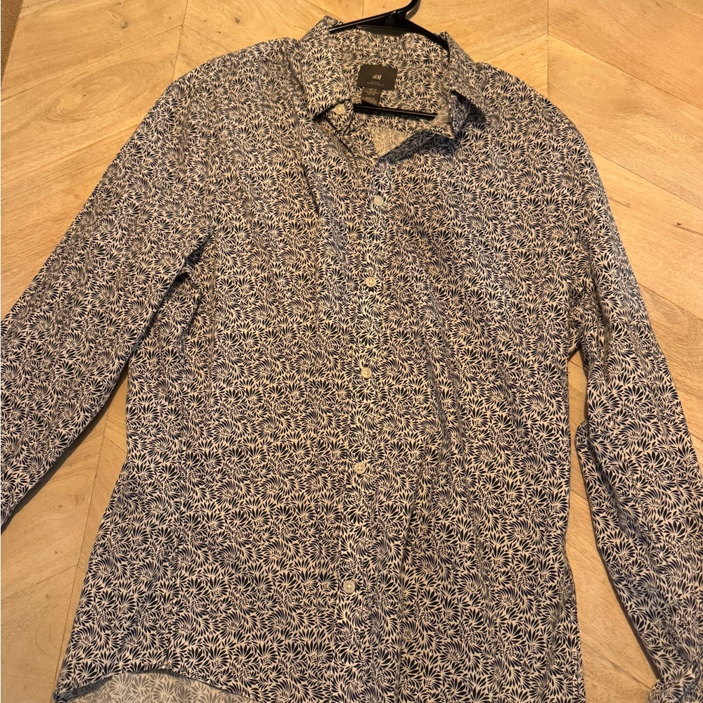 H&M Monochrome Leaf Print Men's Shirt